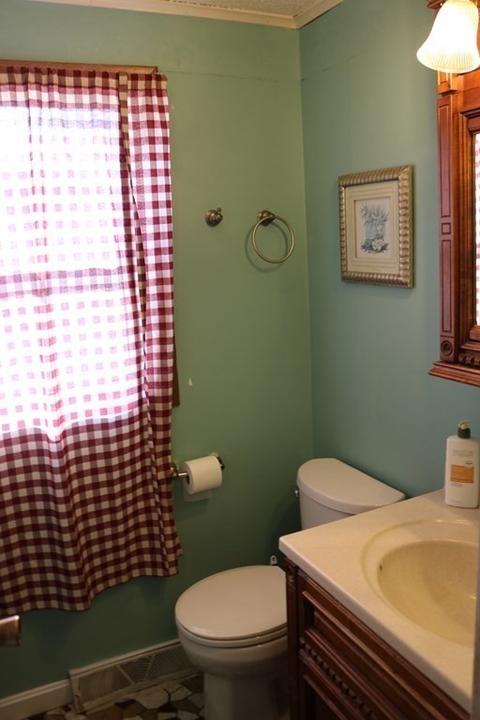 56 Derby St, Worcester, MA 01604 photo 18