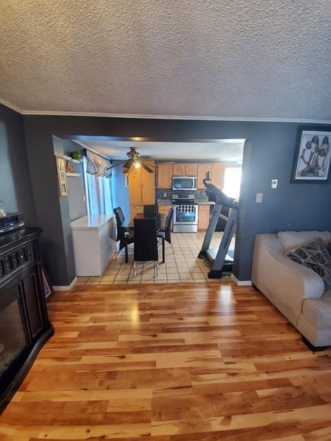 56 Derby St, Worcester, MA 01604 photo 5