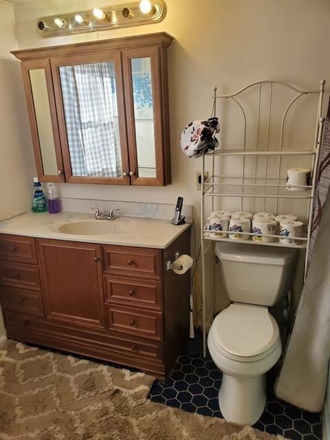 56 Derby St, Worcester, MA 01604 photo 12