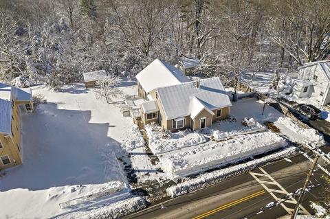 371 Pleasant St, Canton, MA 02021 photo 4