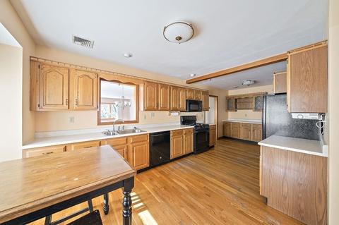 371 Pleasant St, Canton, MA 02021 photo 10