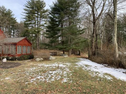 94 South St, Upton, MA 01568 photo 3