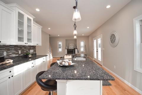43 Elaine, Springfield, MA 01109 photo 2