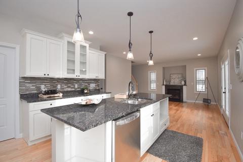 43 Elaine, Springfield, MA 01109 photo 3