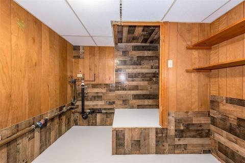 24 Forest St, Worcester, MA 01609 photo 30