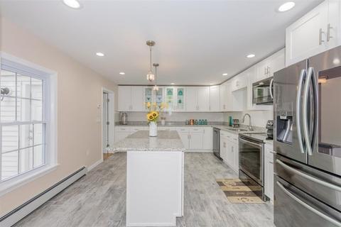 24 Forest St, Worcester, MA 01609 photo 5