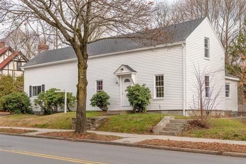 24 Forest St, Worcester, MA 01609 photo 2