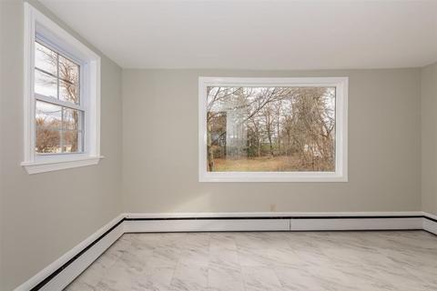24 Forest St, Worcester, MA 01609 photo 11