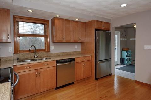 16 Beacon Hill Rd, Derry, NH 03038 photo 3