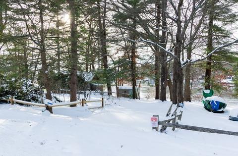 4 Lakeview Rd, Webster, MA 01570 photo 2