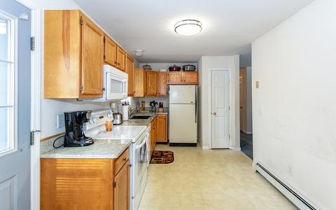 4 Lakeview Rd, Webster, MA 01570 photo 6