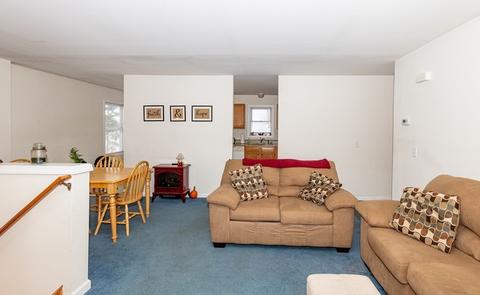 4 Lakeview Rd, Webster, MA 01570 photo 4