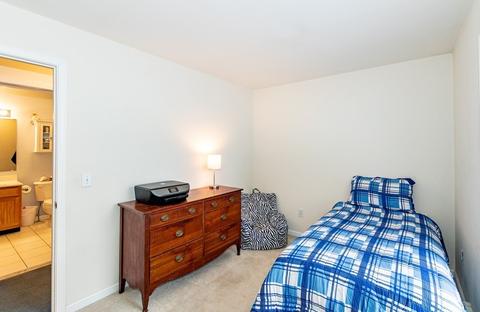 4 Lakeview Rd, Webster, MA 01570 photo 21