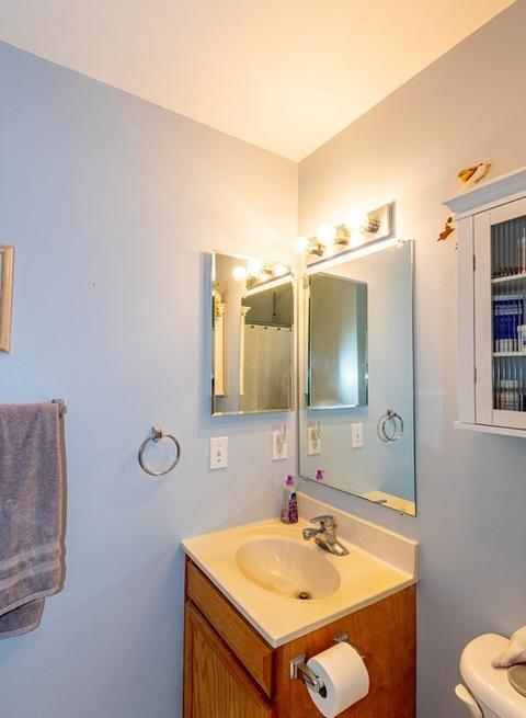 4 Lakeview Rd, Webster, MA 01570 photo 25