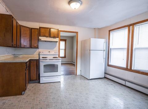17 Waltham St, Maynard, MA 01754 photo 3
