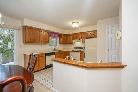 200 Lambert Ter #43, Chicopee, MA 01020 photo 10