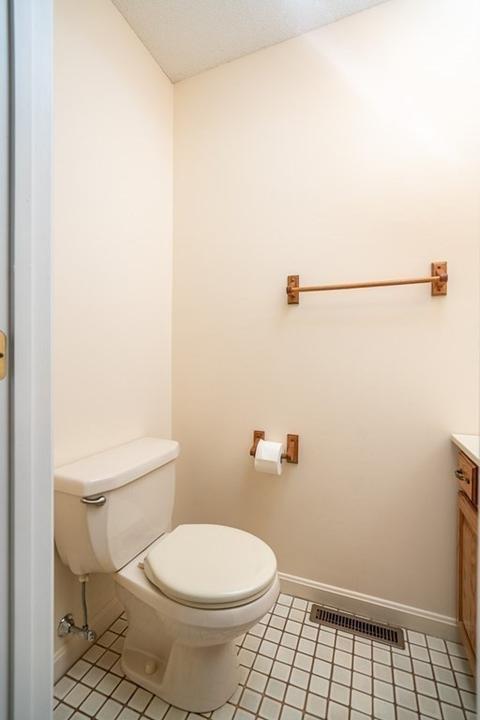 200 Lambert Ter #43, Chicopee, MA 01020 photo 19