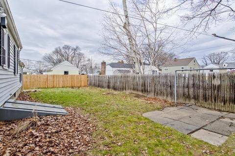 37 Greenleaf St, Chicopee, MA 01013 photo 41