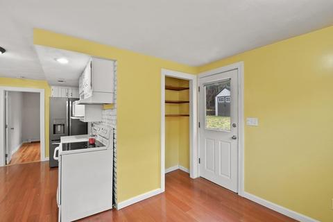28 Delawanda Dr, Worcester, MA 01603 photo 12