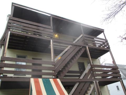 97 Holly St, Springfield, MA 01151 photo 5