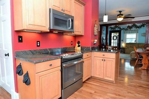 3 Ray St, Beverly, MA 01915 photo 17
