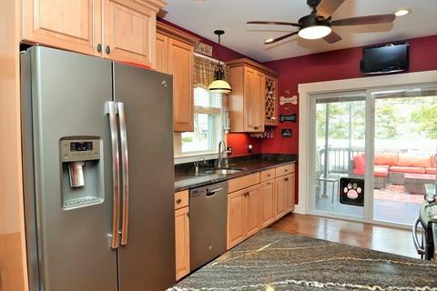 3 Ray St, Beverly, MA 01915 photo 12