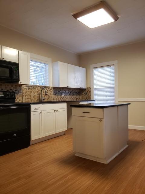 55 Tyler St, Springfield, MA 01109 photo 17
