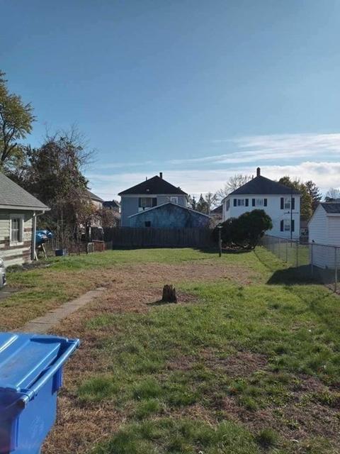 1417 Worcester St, Springfield, MA 01151 photo 3