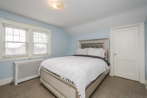 10 Ashburnham St, Worcester, MA 01605 photo 16