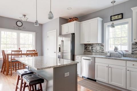 19 Hunters Ct, Sutton, MA 01590 photo 2