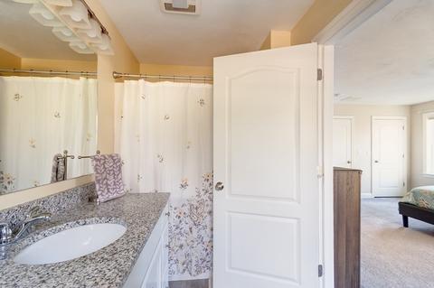 19 Hunters Ct, Sutton, MA 01590 photo 10