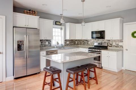 19 Hunters Ct, Sutton, MA 01590 photo 4