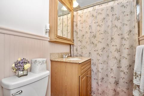 91 Kenberma Rd, Worcester, MA 01604 photo 13