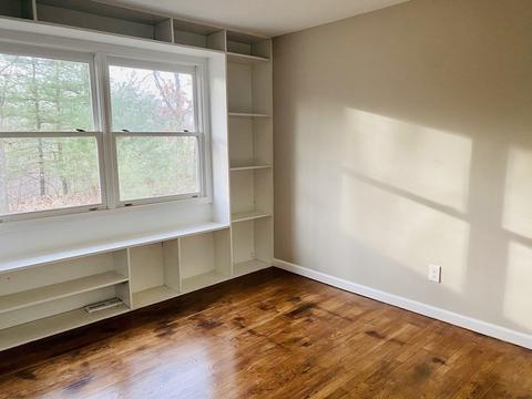 208 Wrentham Rd, Springfield, MA 01119 photo 16