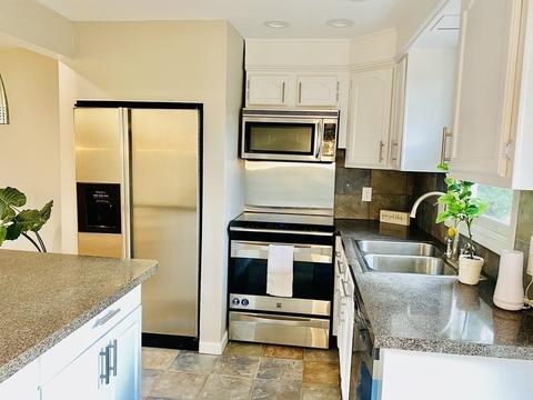 208 Wrentham Rd, Springfield, MA 01119 photo 8