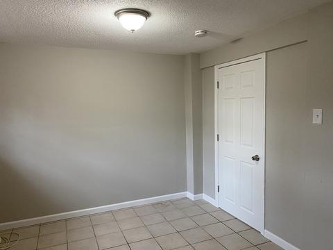 208 Wrentham Rd, Springfield, MA 01119 photo 18