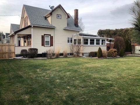 30 Lemay St, Chicopee, MA 01013 photo 8