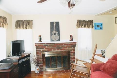 12 Thayer St, Worcester, MA 01603 photo 5