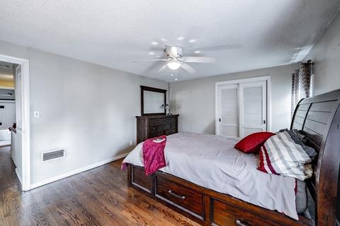 139 Abbott St, Springfield, MA 01118 photo 21