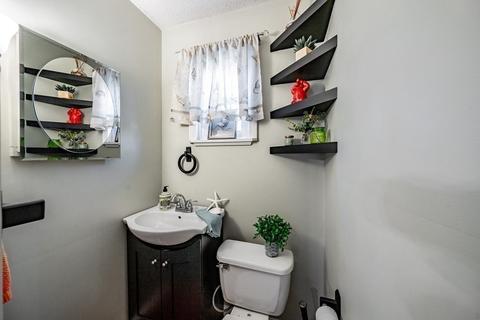 139 Abbott St, Springfield, MA 01118 photo 6