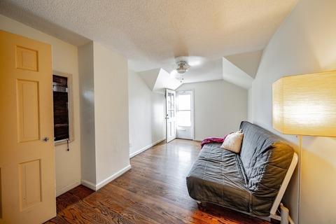 139 Abbott St, Springfield, MA 01118 photo 17