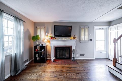 139 Abbott St, Springfield, MA 01118 photo 13