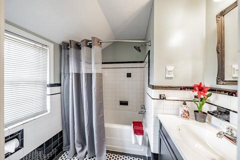 139 Abbott St, Springfield, MA 01118 photo 15