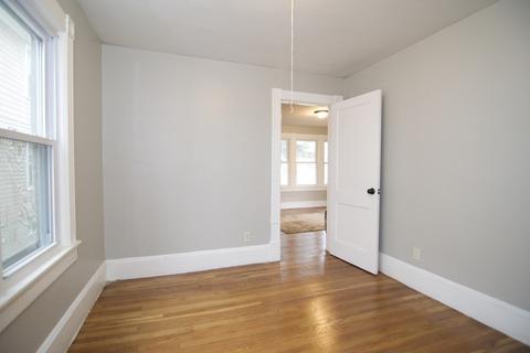 387 Page Blvd, Springfield, MA 01104 photo 16