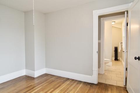 387 Page Blvd, Springfield, MA 01104 photo 36