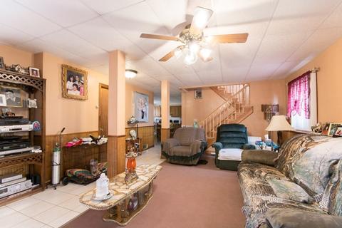 25 Eddy St, Fall River, MA 02723 photo 6