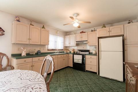 25 Eddy St, Fall River, MA 02723 photo 21