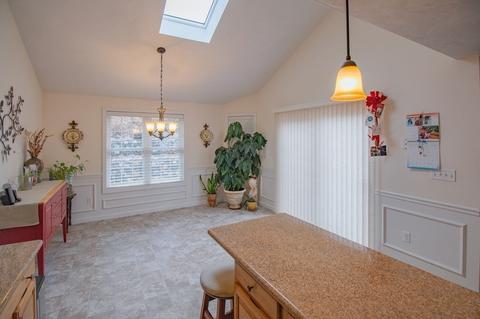 42 Honeysuckle Rd, Worcester, MA 01607 photo 8