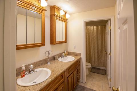 42 Honeysuckle Rd, Worcester, MA 01607 photo 13