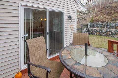 42 Honeysuckle Rd, Worcester, MA 01607 photo 20